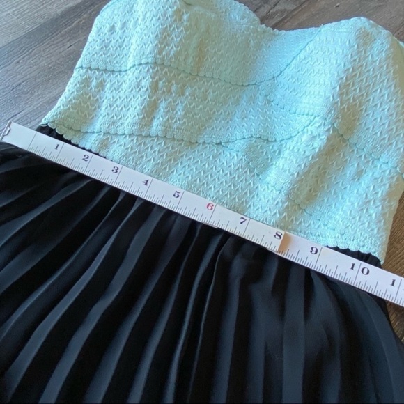 B. DARLIN Strapless Mint Bodice with Black Pleated Bottom Maxi Dress, Size 5/6 - Picture 5 of 9